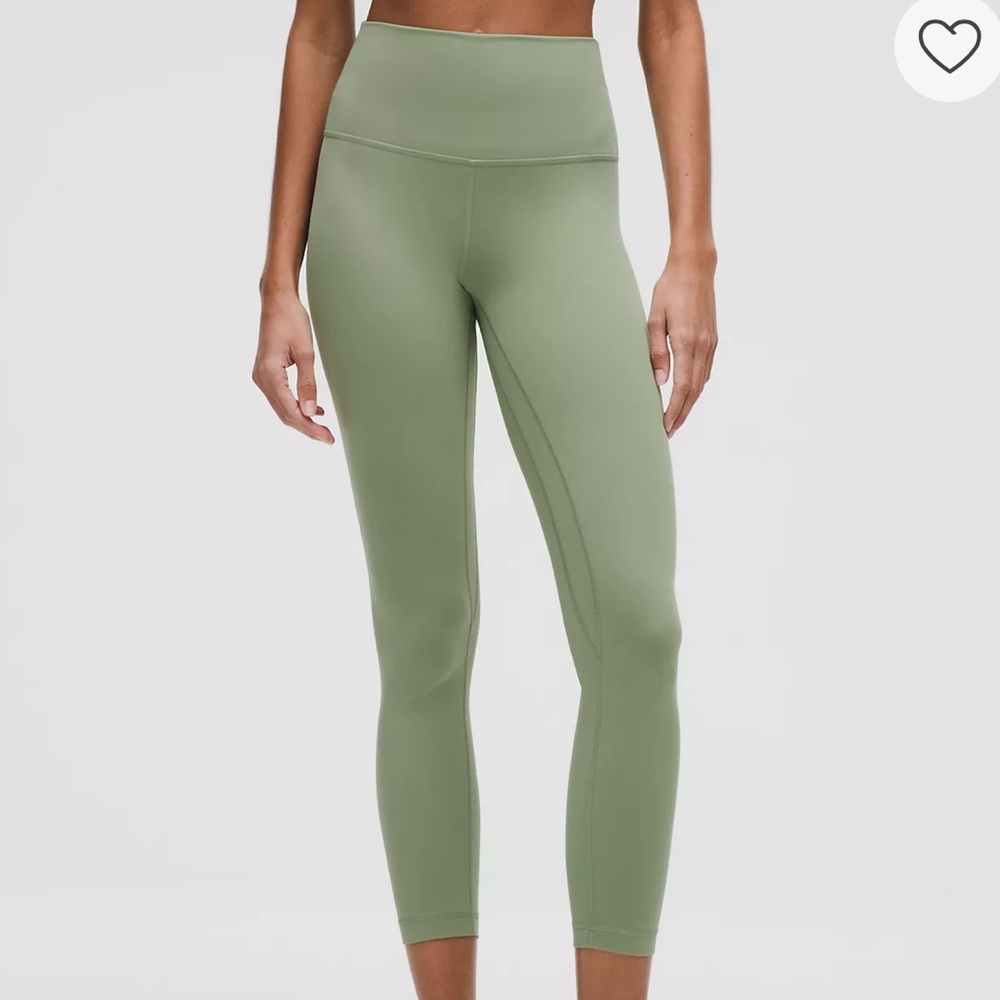Lululemon - High-Waisted Green Leggings